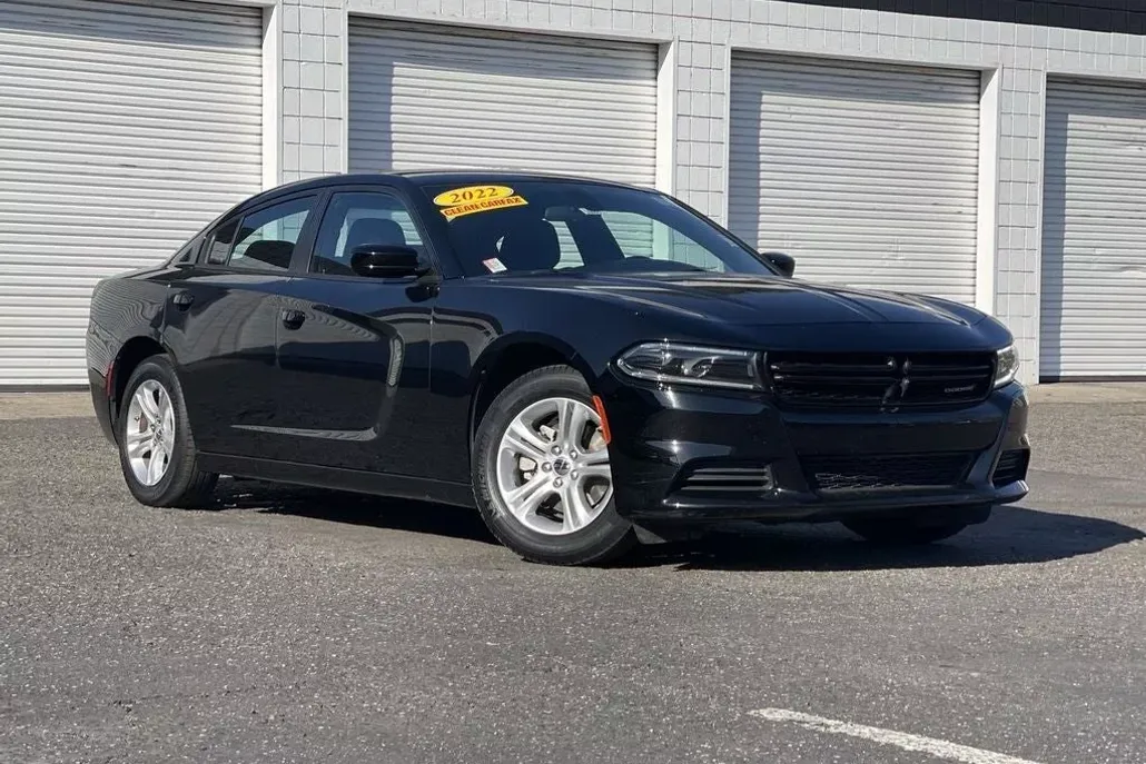2022 Dodge Charger SXT photo 1