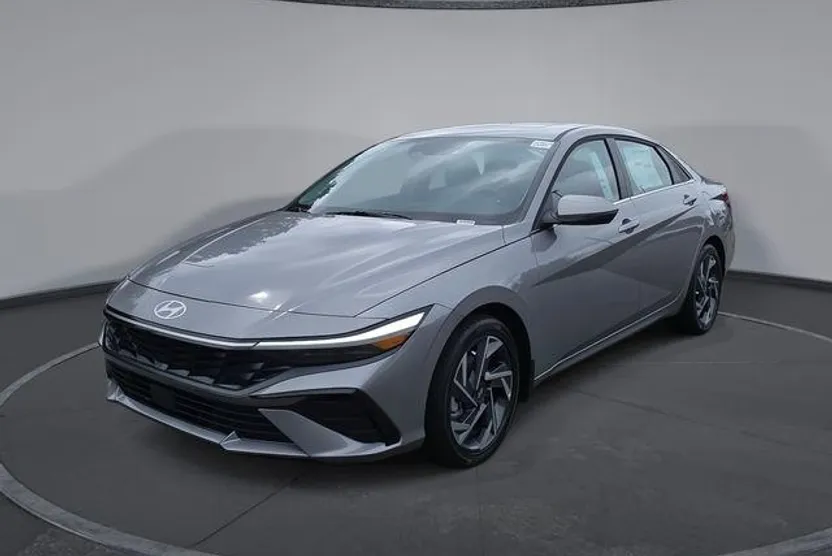 2025 Hyundai Elantra Hybrid Limited photo 1