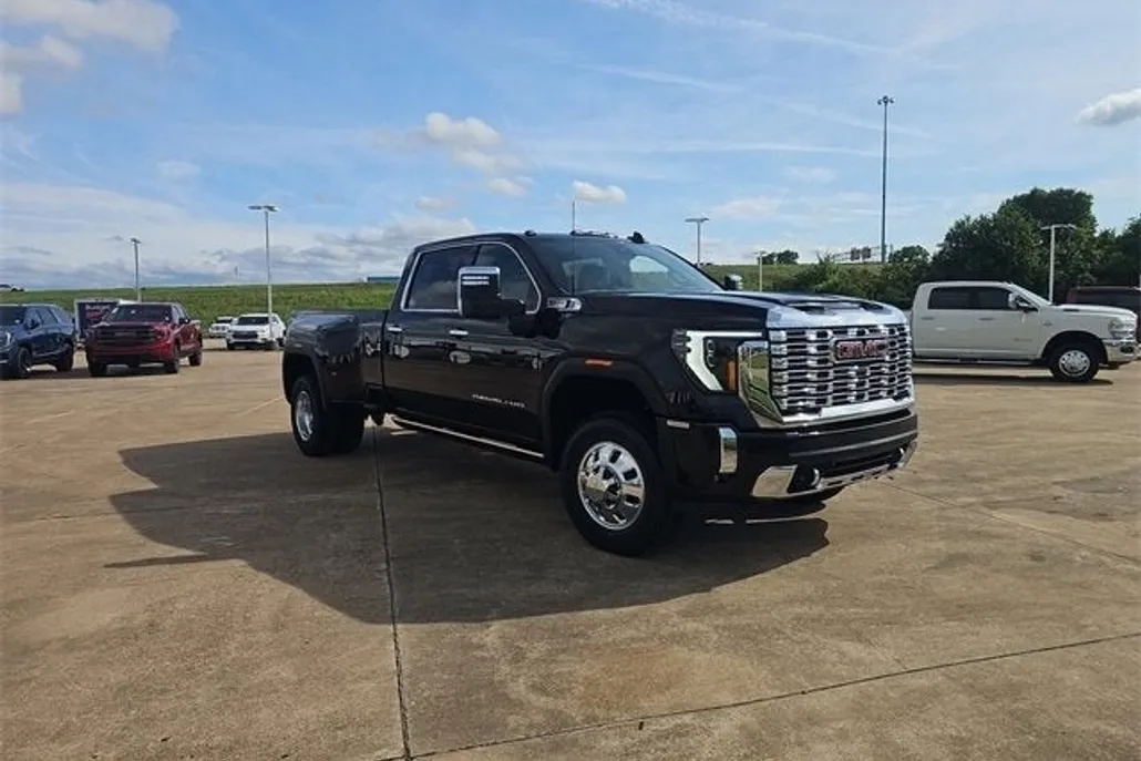 2025 Gmc Sierra 3500 HD Denali photo 1
