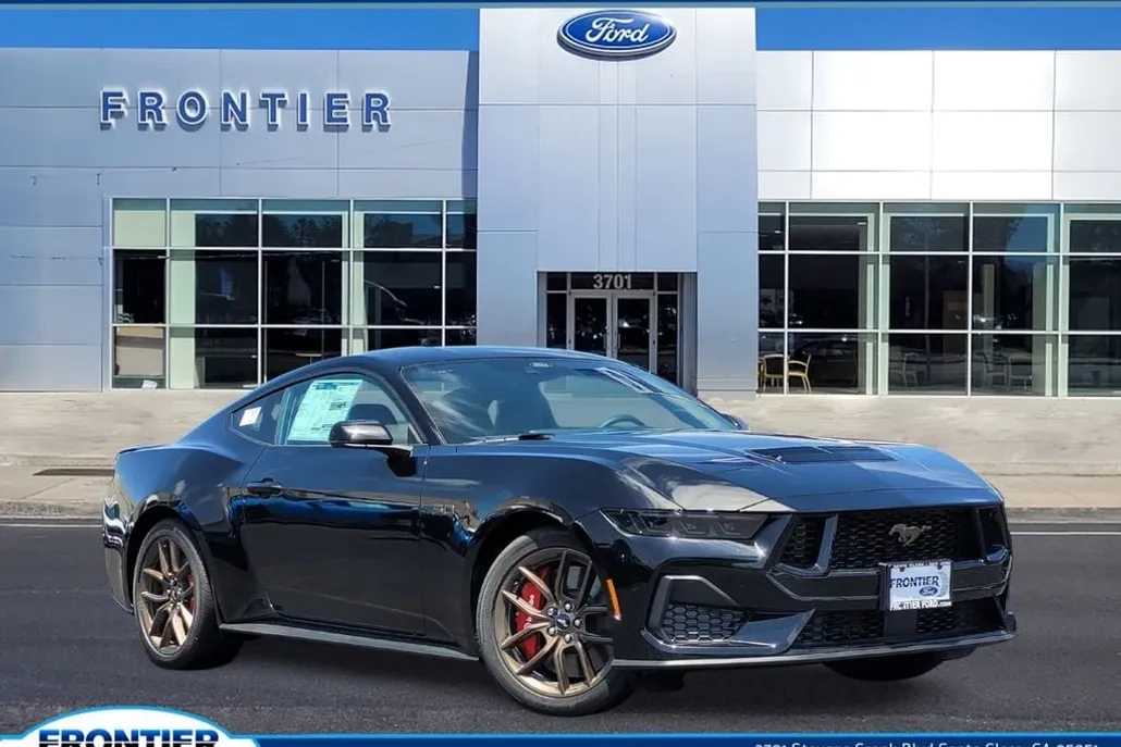 2025 Ford Mustang GT Premium photo 1