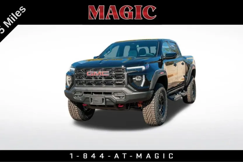 2024 Gmc Canyon AT4X photo 1