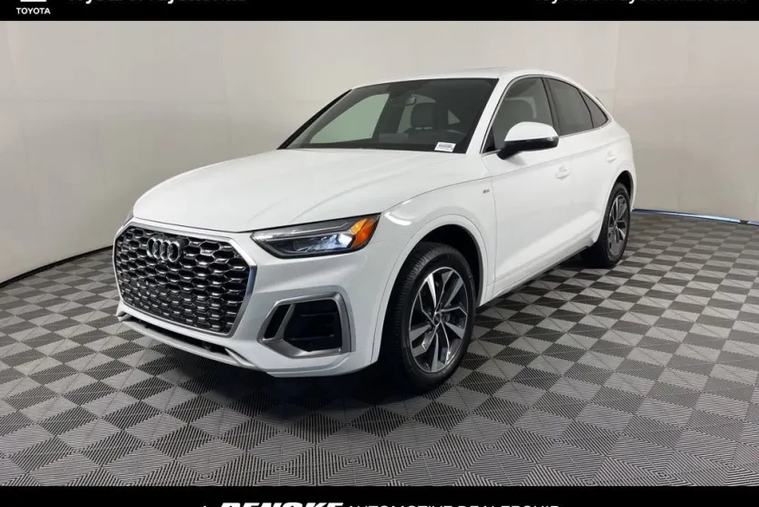 2022 Audi Q5 Sportback 45 S line Premium photo 1