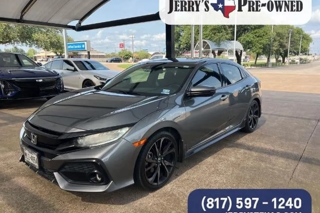2019 Honda Civic Hatchback Sport Touring photo 1