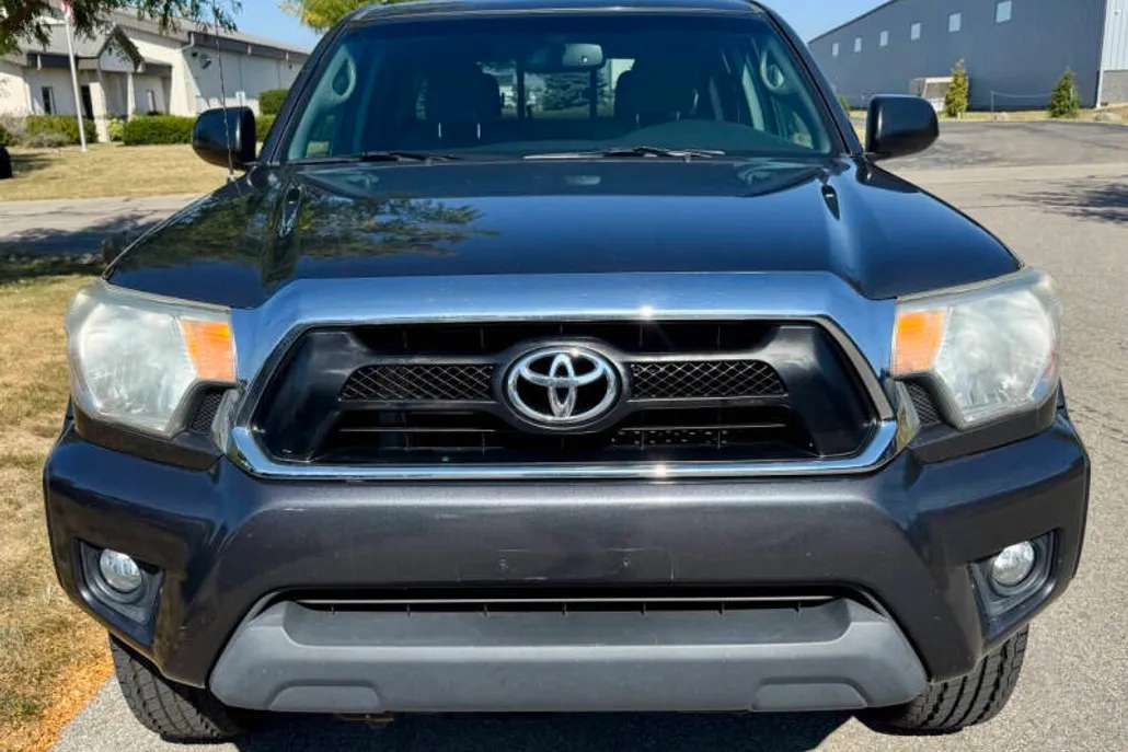 2012 Toyota Tacoma V6 photo 1
