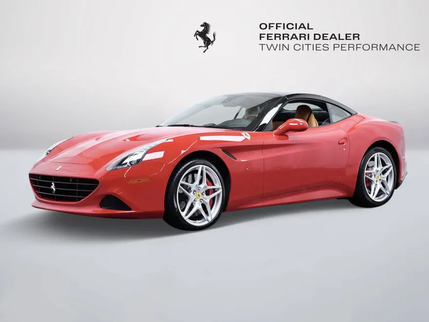 2017 Ferrari California T photo 1