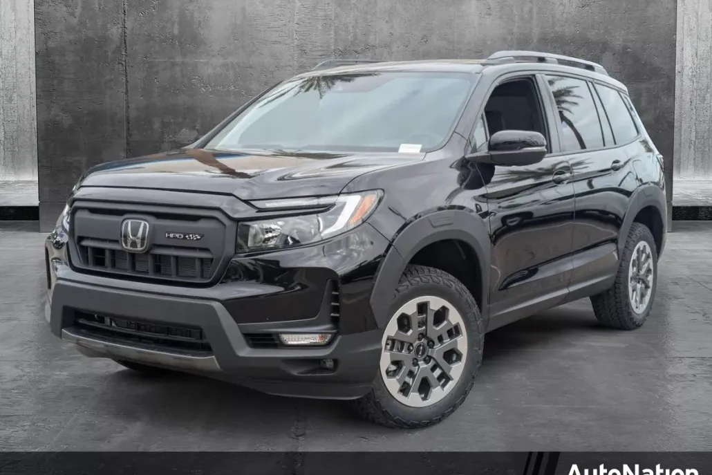2025 Honda Passport TrailSport photo 1