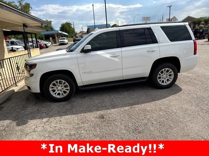 2018 Chevrolet Tahoe LT photo 1