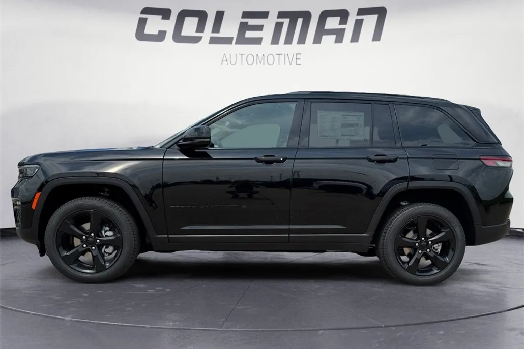 2025 Jeep Grand Cherokee Limited photo 1