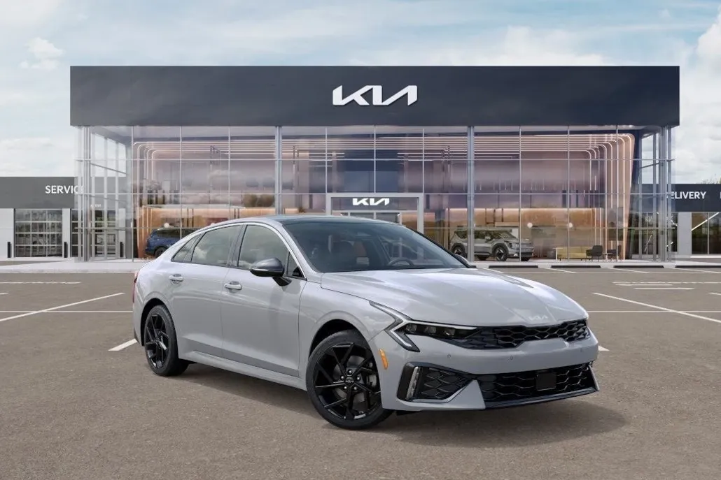 2026 Kia K5 GT-Line photo 1