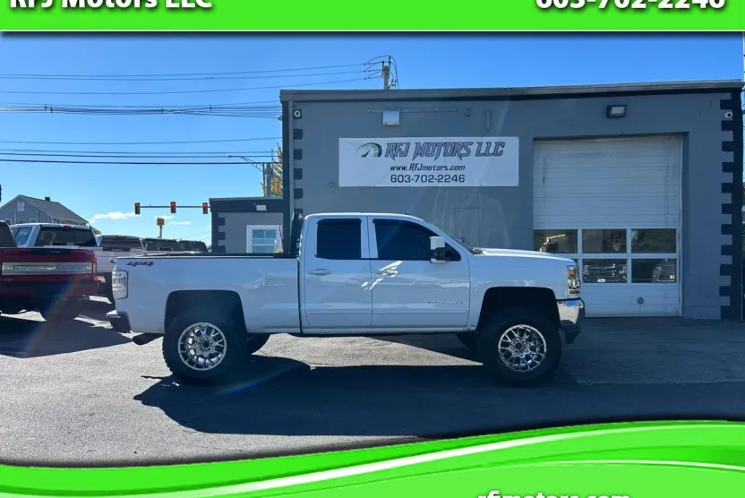 2019 Chevrolet Silverado 1500 photo 1