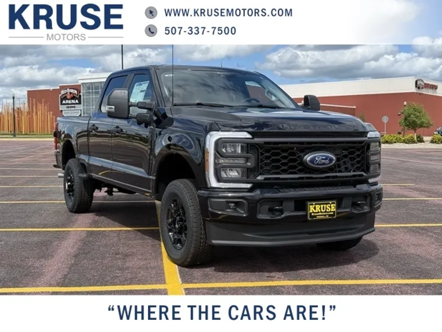 2025 Ford F-350 XL photo 1