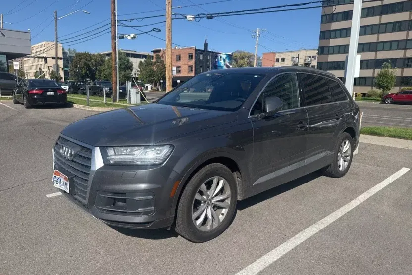 2019 Audi Q7 Premium Plus photo 1