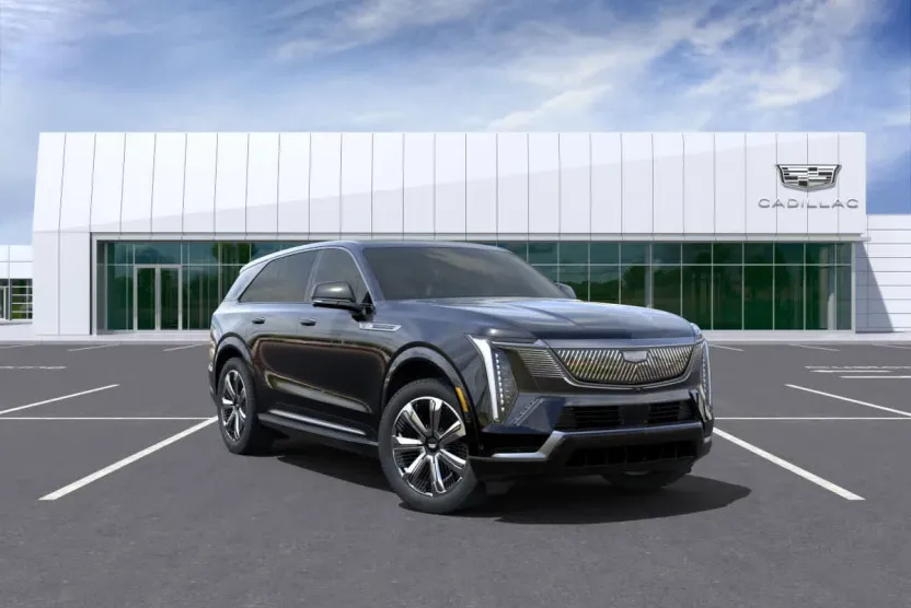 2025 Cadillac Escalade IQ Luxury photo 1