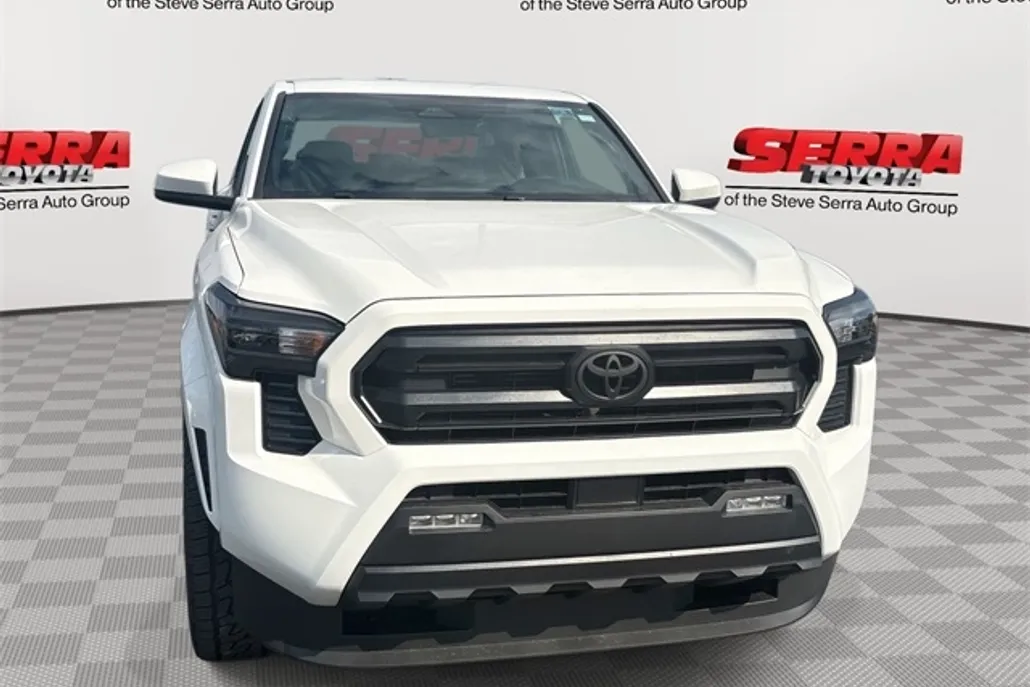 2025 Toyota Tacoma SR5 4x4 Double Cab photo 1