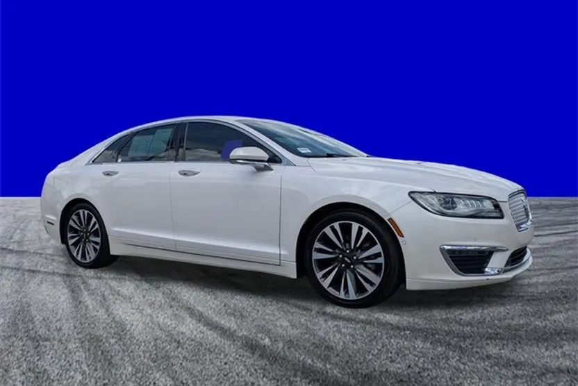 2020 Lincoln MKZ Hybrid Reserve photo 1
