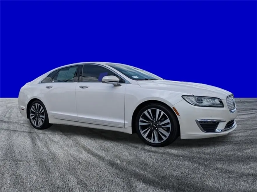 2020 Lincoln MKZ Hybrid Reserve photo 1