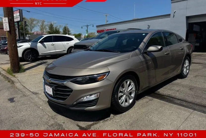 2022 Chevrolet Malibu 1LT photo 1