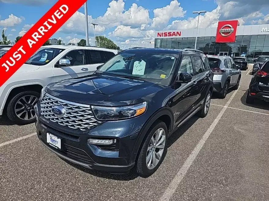2022 Ford Explorer Platinum photo 1