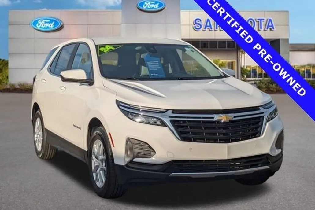 2024 Chevrolet Equinox LT photo 1