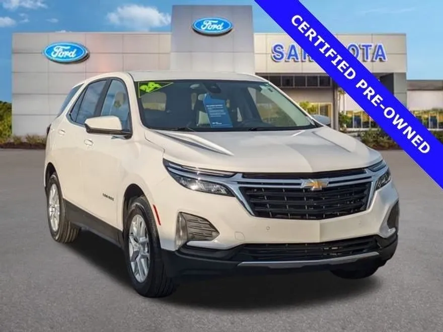 2024 Chevrolet Equinox LT photo 1