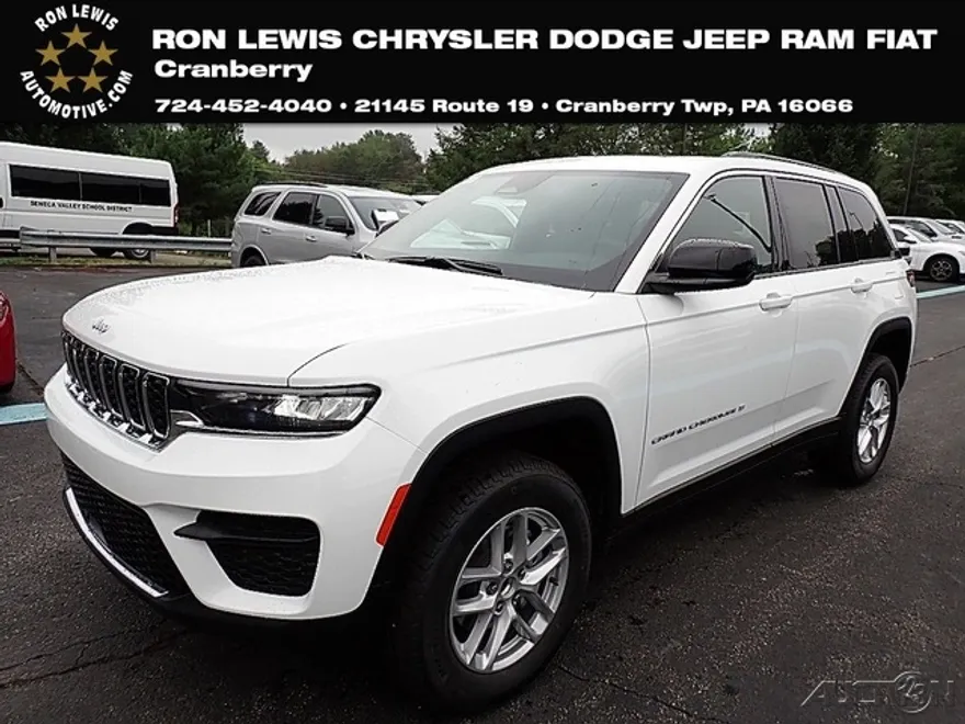 2025 Jeep Grand Cherokee Laredo X photo 1