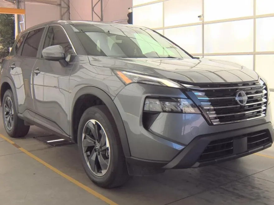 2024 Nissan Rogue SV photo 1