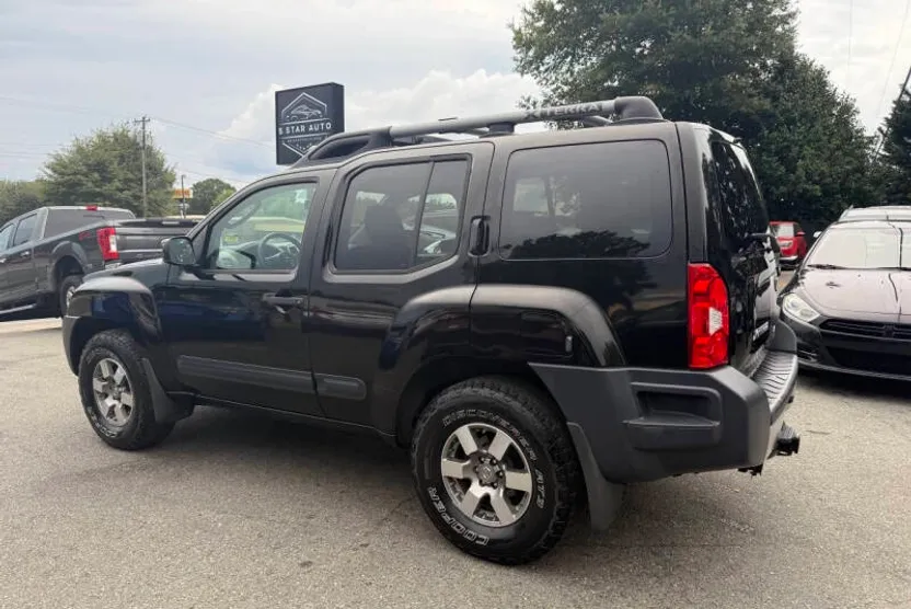 2011 Nissan Xterra PRO-4X photo 1