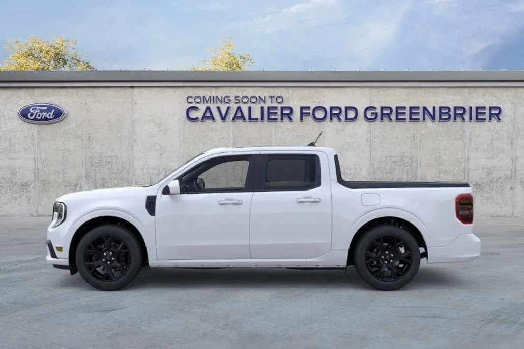 2025 Ford Maverick photo 1