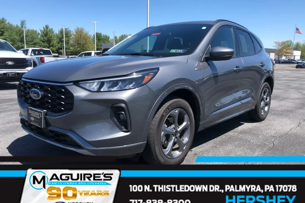 2024 Ford Escape ST-Line Select photo 1