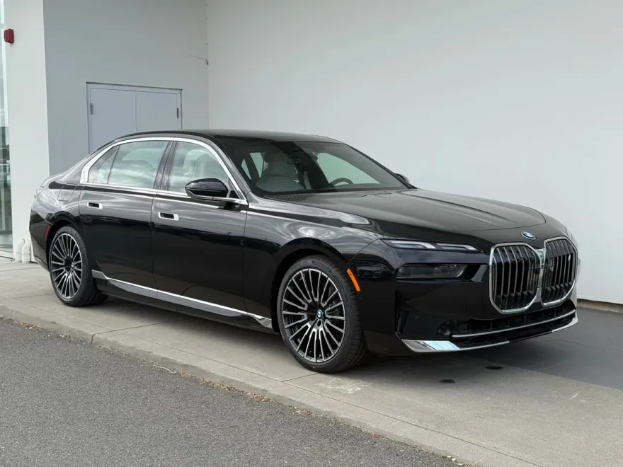 2025 Bmw i7 eDrive50 photo 1