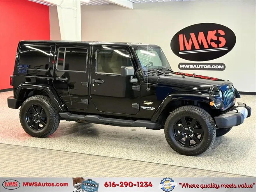 2012 Jeep Wrangler Unlimited Sahara photo 1