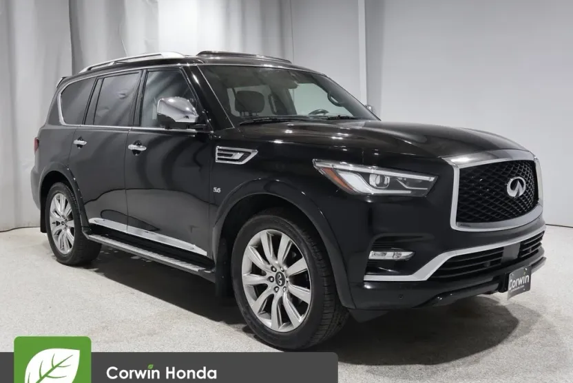 2019 Infiniti QX80 Luxe photo 1