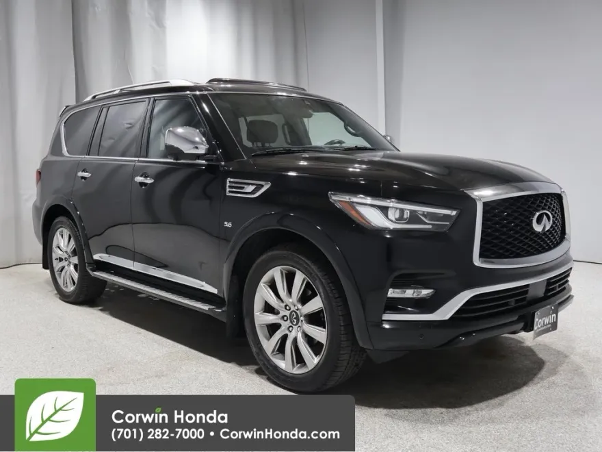 2019 Infiniti QX80 Luxe photo 1