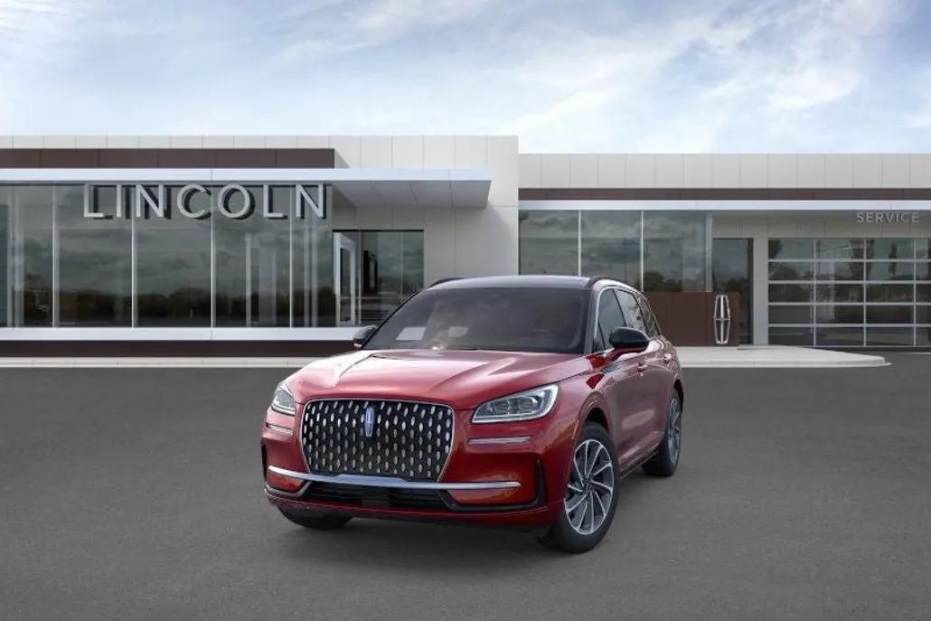 2025 Lincoln Corsair Grand Touring photo 1