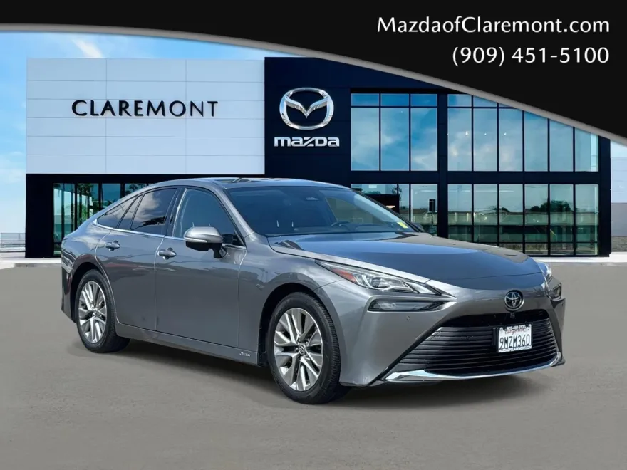 2024 Toyota Mirai XLE photo 1