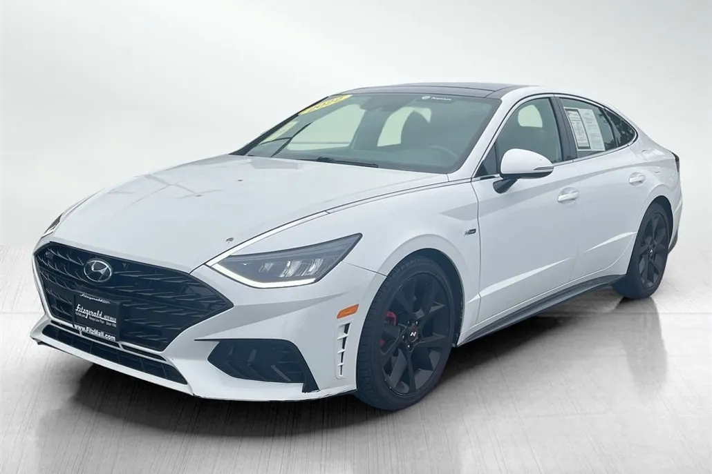 2022 Hyundai Sonata N Line photo 1