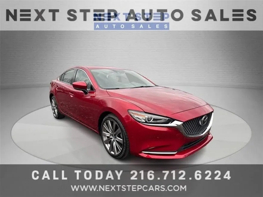2018 Mazda Mazda6 Signature photo 1