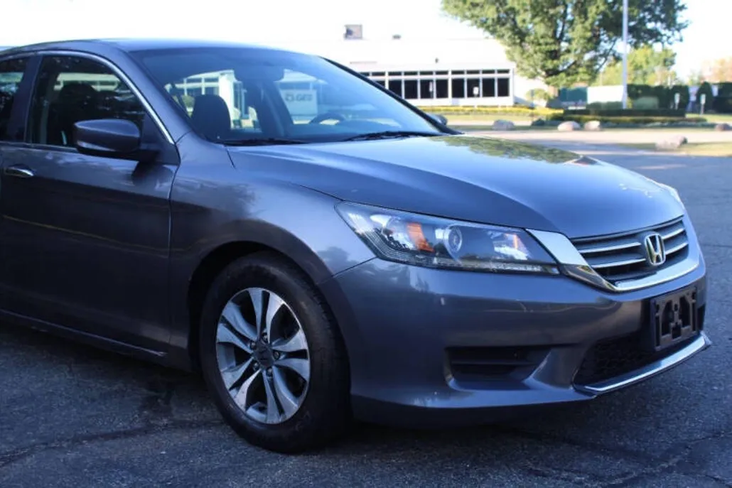 2014 Honda Accord LX photo 1