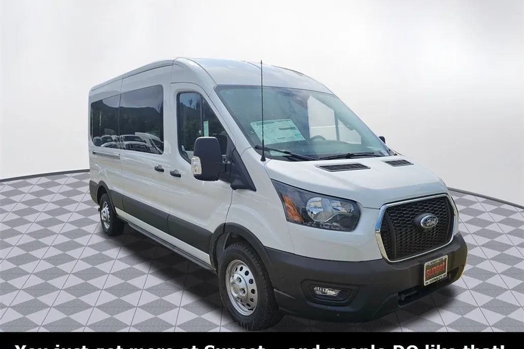 2025 Ford Transit photo 1