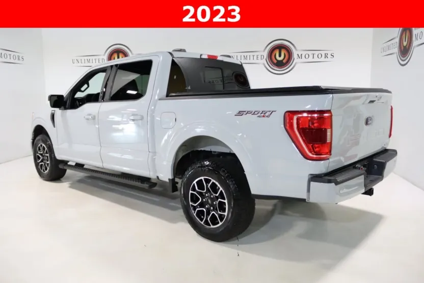 2023 Ford F-150 XLT photo 1