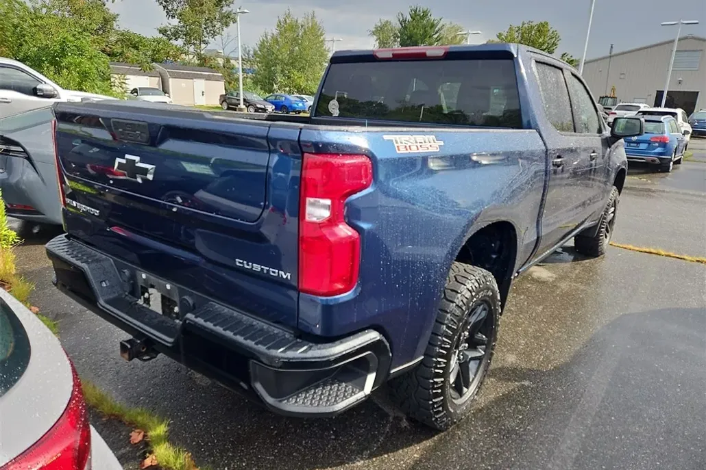 2022 Chevrolet Silverado 1500 Custom Trail Boss photo 1