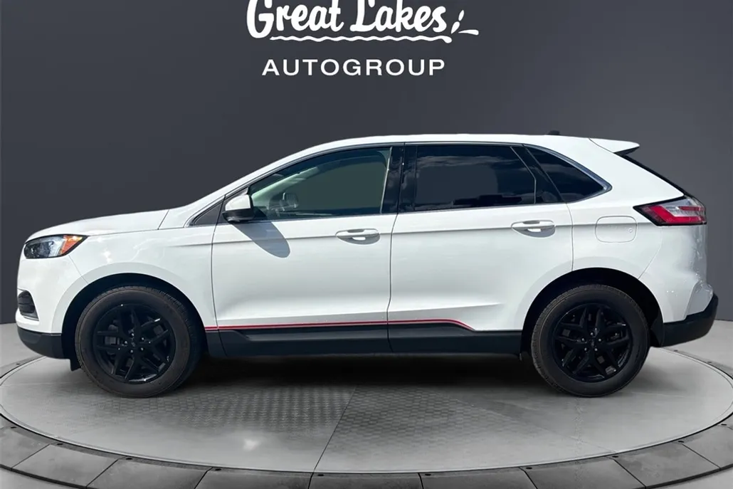 2023 Ford Edge SEL photo 1