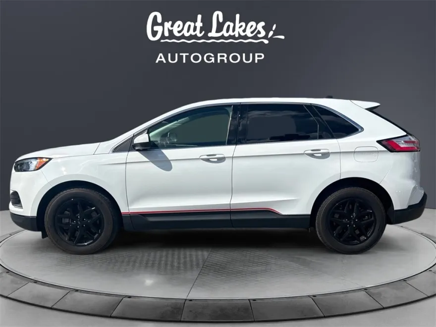 2023 Ford Edge SEL photo 1