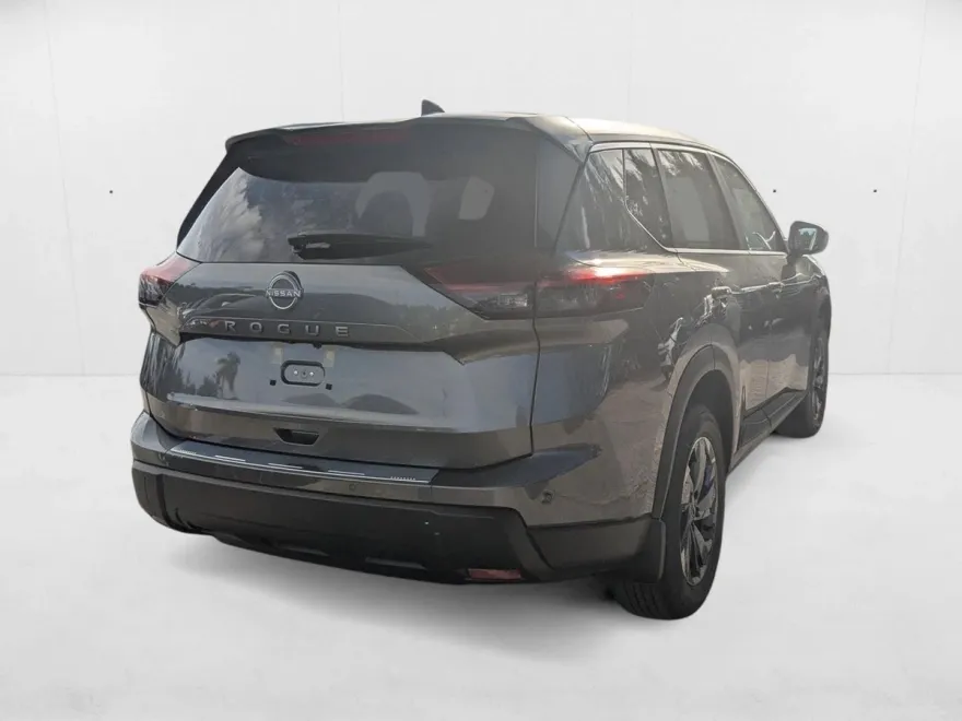 2026 Nissan Rogue SV photo 1