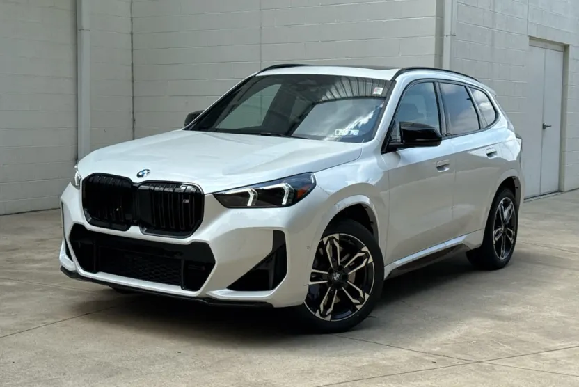2025 Bmw X1 M35i photo 1