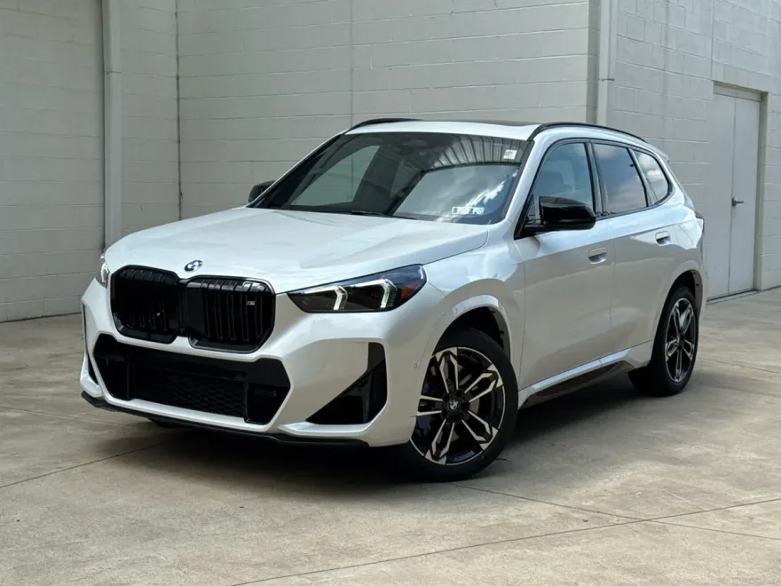 2025 Bmw X1 M35i photo 1