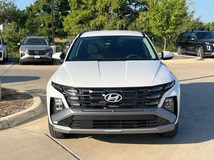 2026 Hyundai Tucson SEL photo 1
