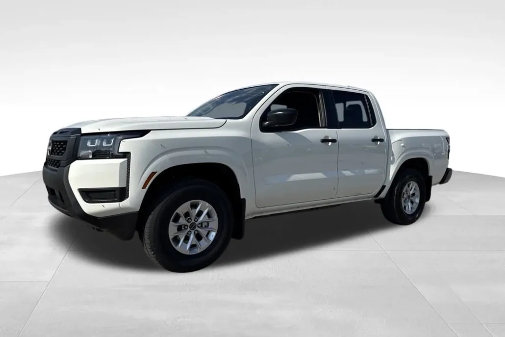 2026 Nissan Frontier S photo 1
