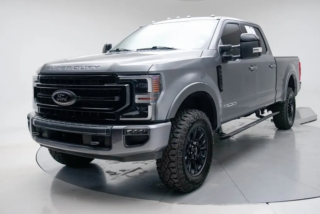 2021 Ford F-350 Lariat photo 1