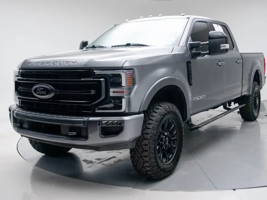 2021 Ford F-350 Lariat photo 1